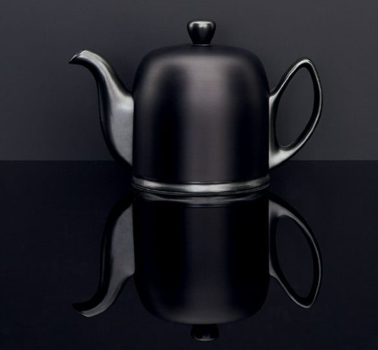 Чёрный заварочный чайник SALAM