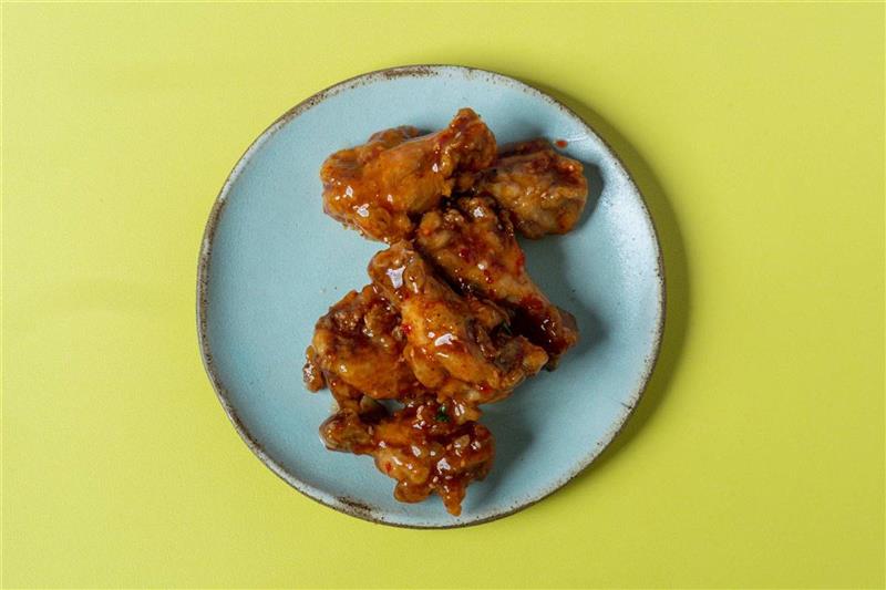 Sweet-and-Spicy Wings