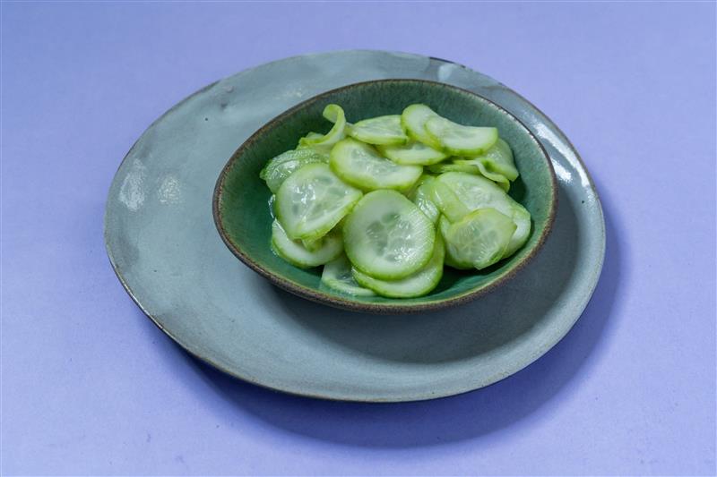 Bubby's Cucumber Salad