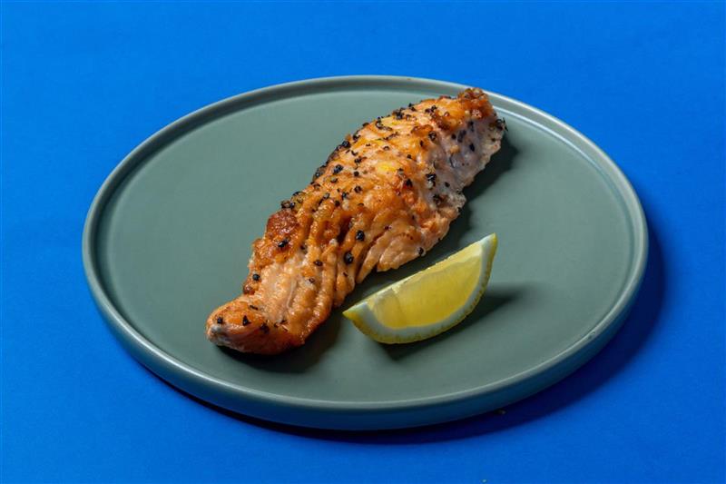 Grilled Salmon (4 pieces)