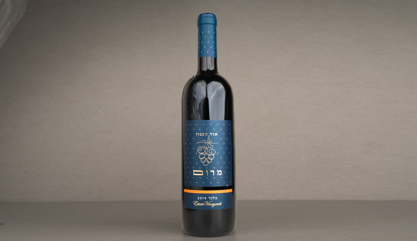 יין אדום יבש "אור הגנוז" מרום, בלנד (קברנה סוביניון, קברנה פרנק, שירז) 2019
