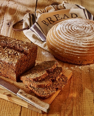 איך אופים את הלחם הביתי המושלם? הסוד טמון במוצרי האפייה!