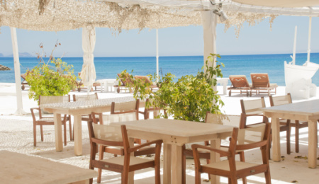 מסעדה יוונית מומלצת על הים